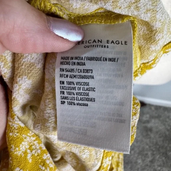 American Eagle Smocked Top Womens Yellow Floral Long Sleeve Sweetheart - Picture 5 of 5